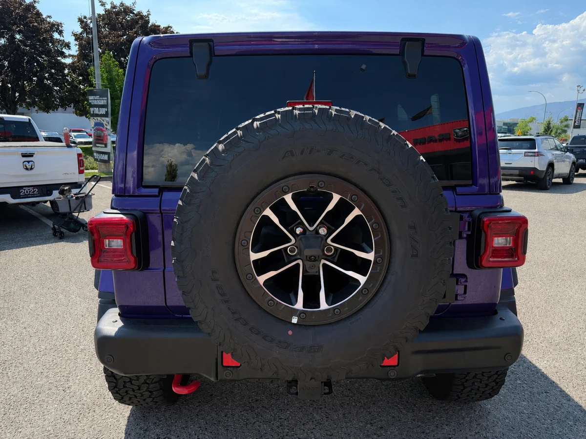 New 2026 reign (pht) Jeep Rubicon X image 5