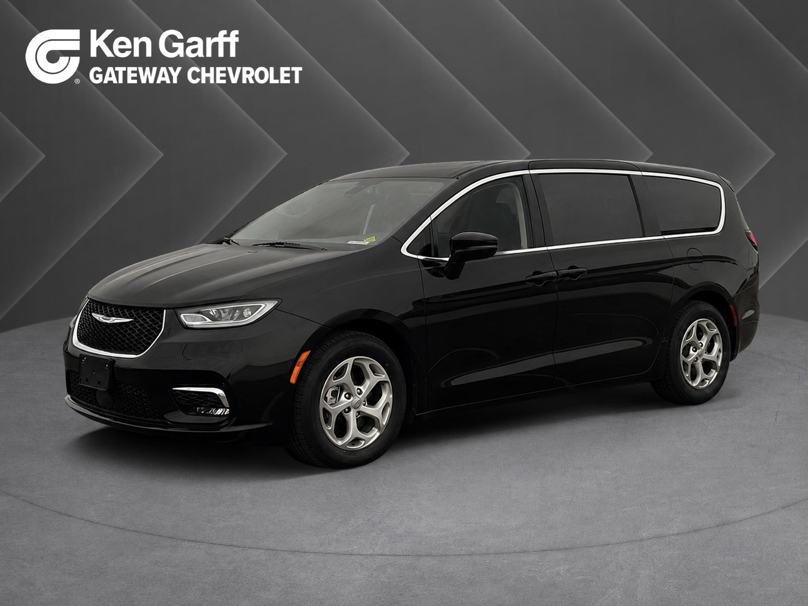 2024 Chrysler Pacifica Limited's photo