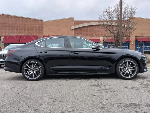 Used 2026 Black Genesis 2.5T image 8