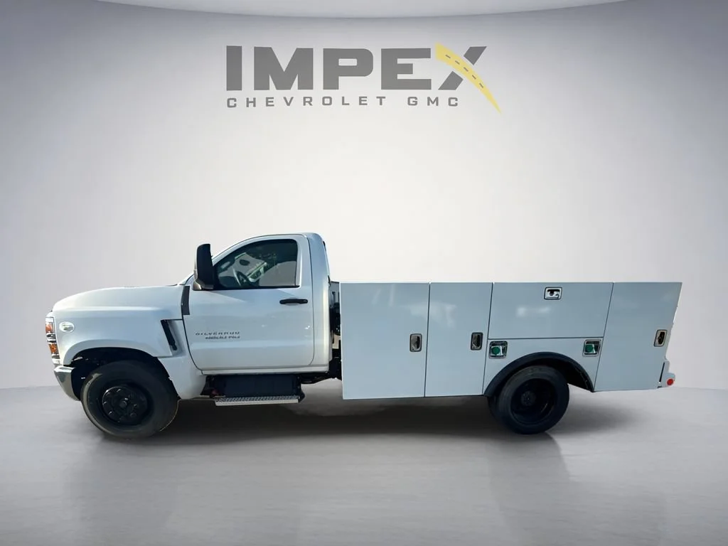 Used 2024 Summit White Chevrolet Work Truck image 2