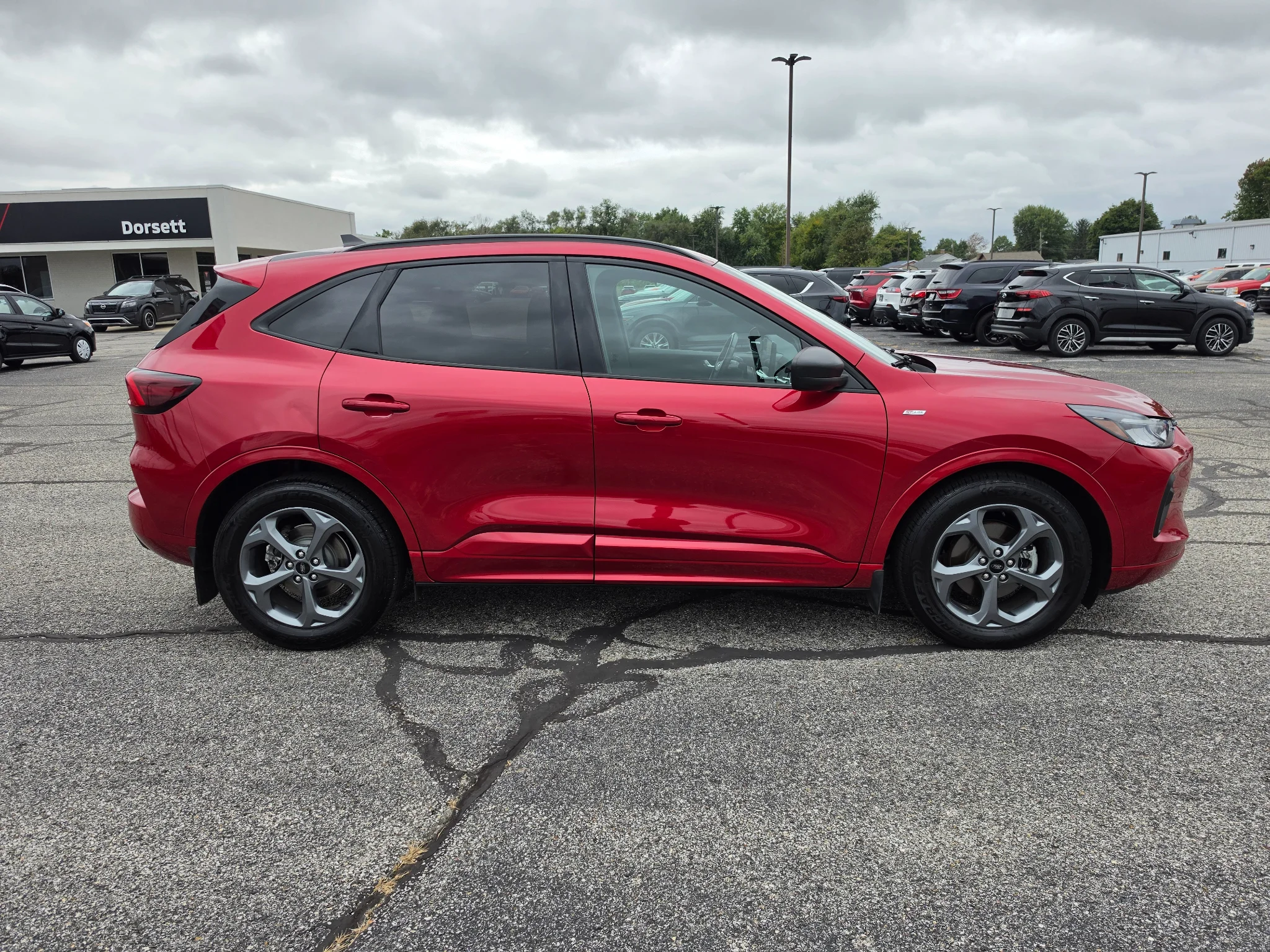 Used 2023 Rapid Red Metallic Tinted Clearcoat Ford ST-Line image 5