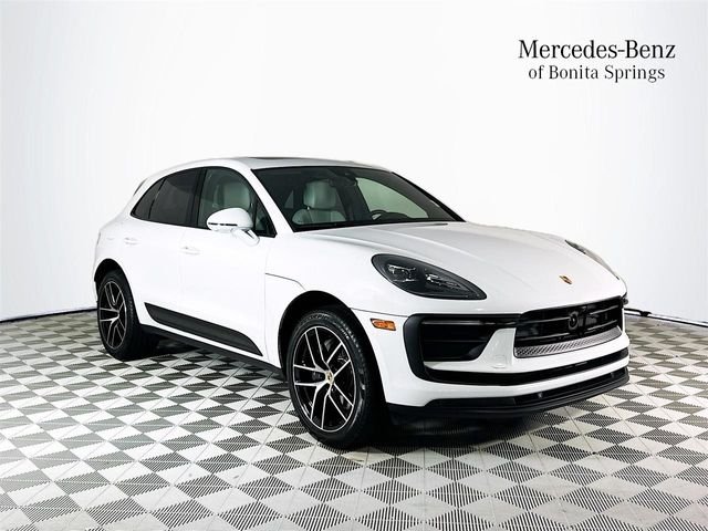 2023 Porsche Macan Base