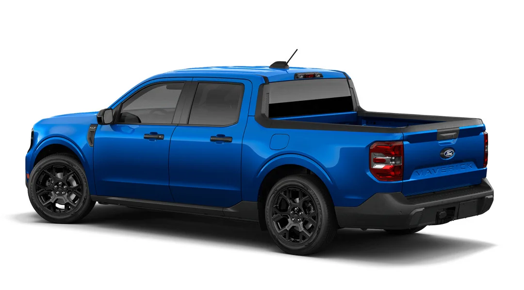 New 2026 VELOCITY BLUE Ford XLT image 2