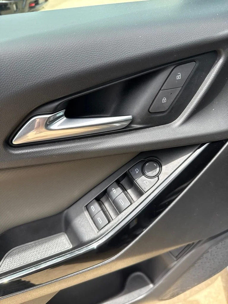 Used 2025 Black Chevrolet LT image 5