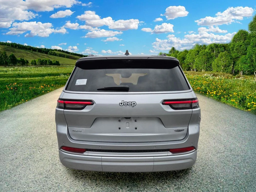 New 2026 Silver Zynith Exterior Paint Jeep Summit image 5