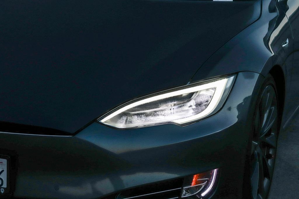 Used 2020 Midnight Silver Metallic Tesla Performance image 5