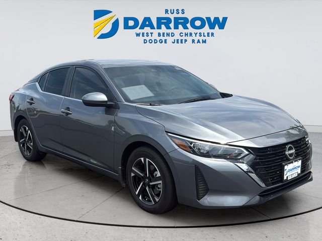 Used 2025 Gray Nissan SV image 7