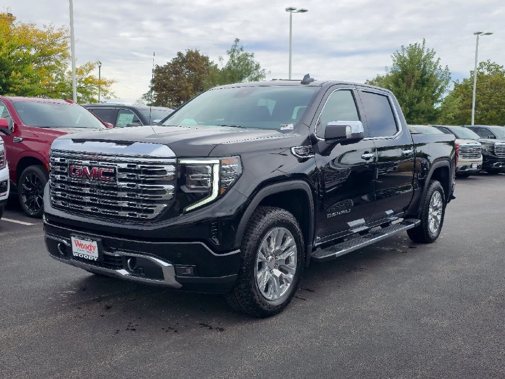 2026 GMC Sierra 1500 Denali - Photo 6