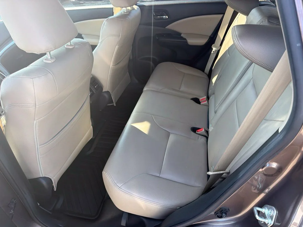 Used 2015  Honda EX image 11