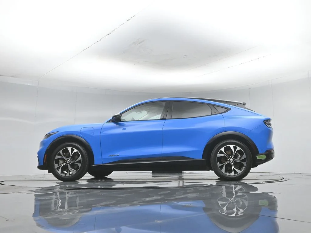 Used 2023 Blue Ford Premium image 51