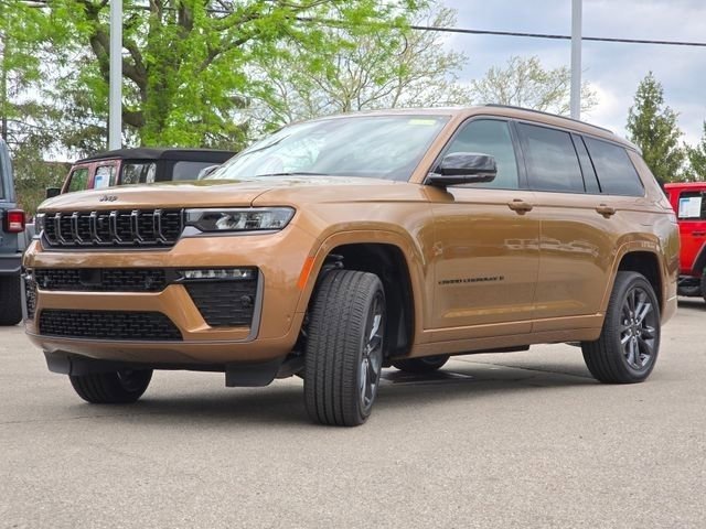 New 2026 Copper Shino Metallic Clear-Coat Exterior Paint Jeep Limited Reserve image 29