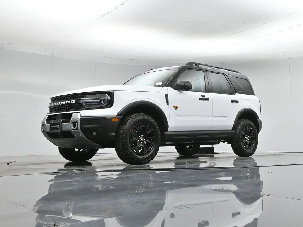 New 2026 Oxford White Ford Badlands image 45