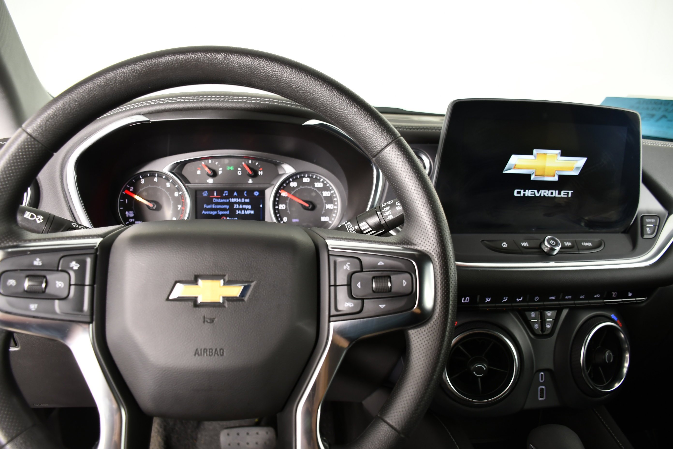 Used 2025 Black Chevrolet LT image 16