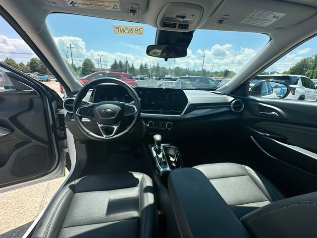Used 2024 Summit White Chevrolet ACTIV image 22