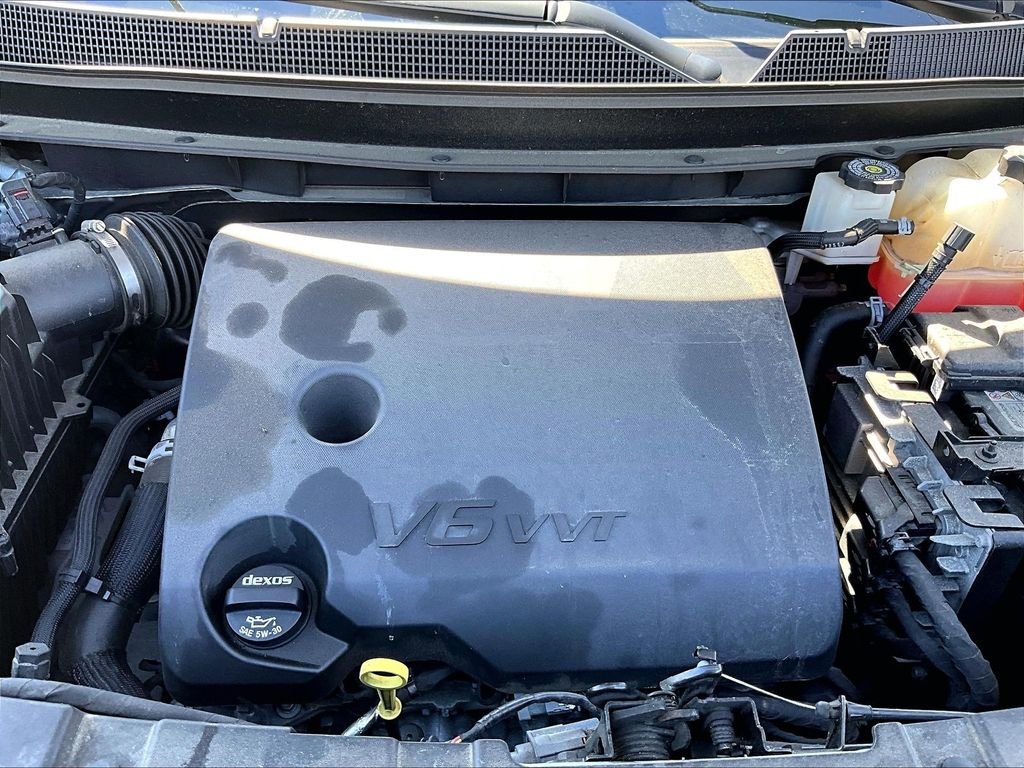Used 2023 Gray Chevrolet LS image 28