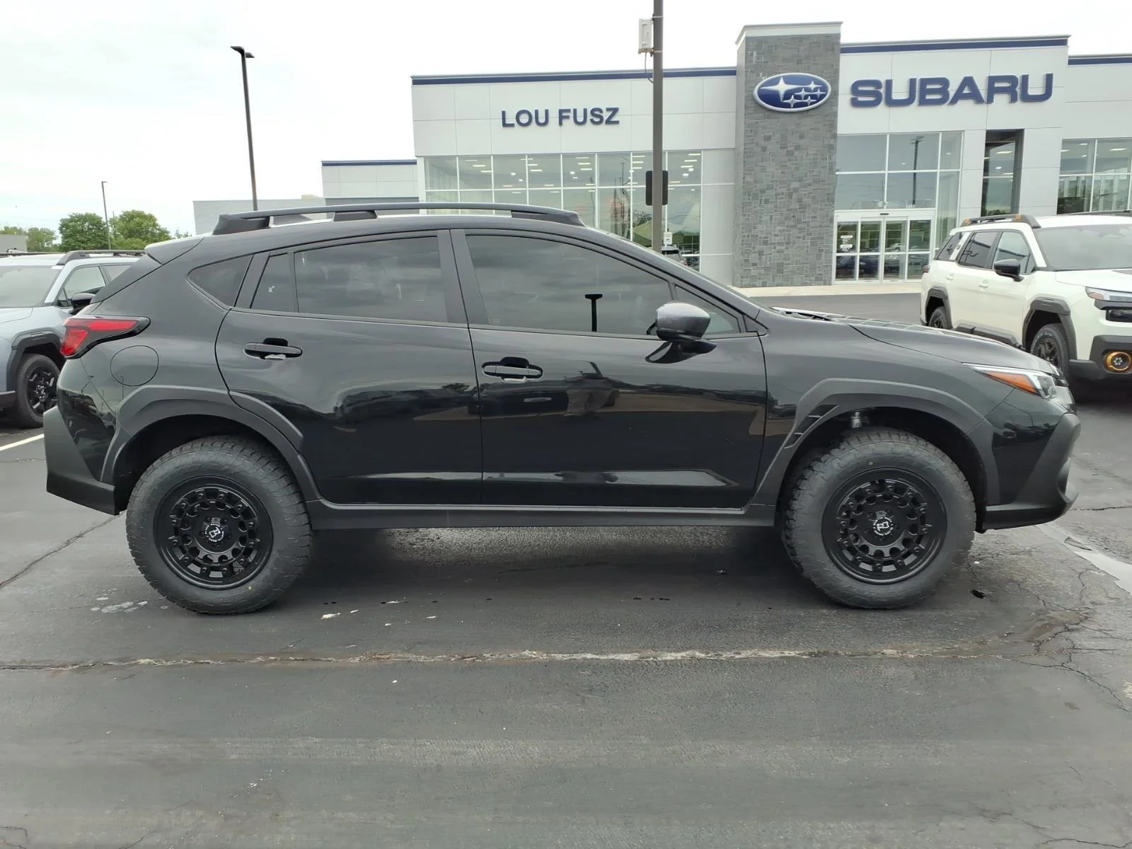New 2026 CRYSTAL BLACK SILICA Subaru Premium image 17