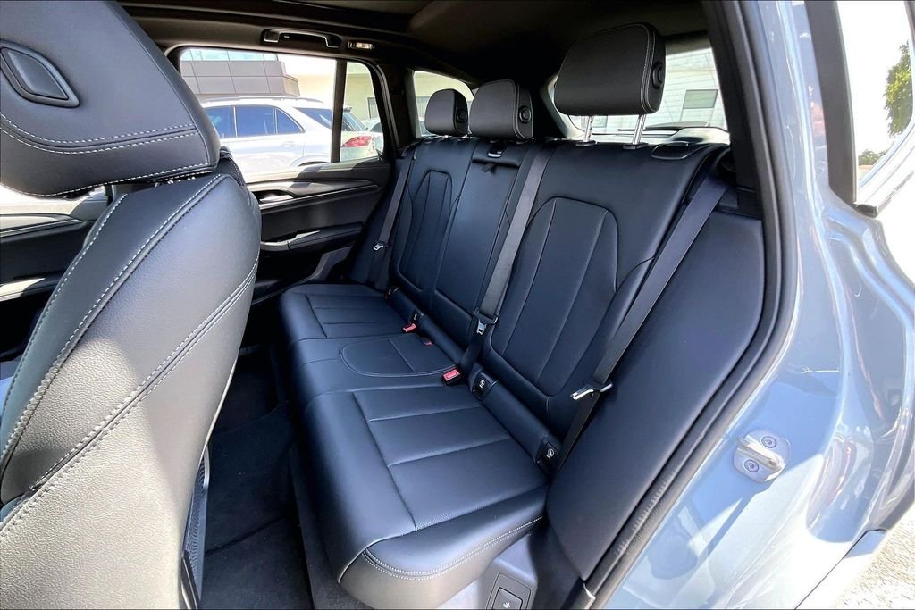 Used 2024 Gray BMW M40i image 19