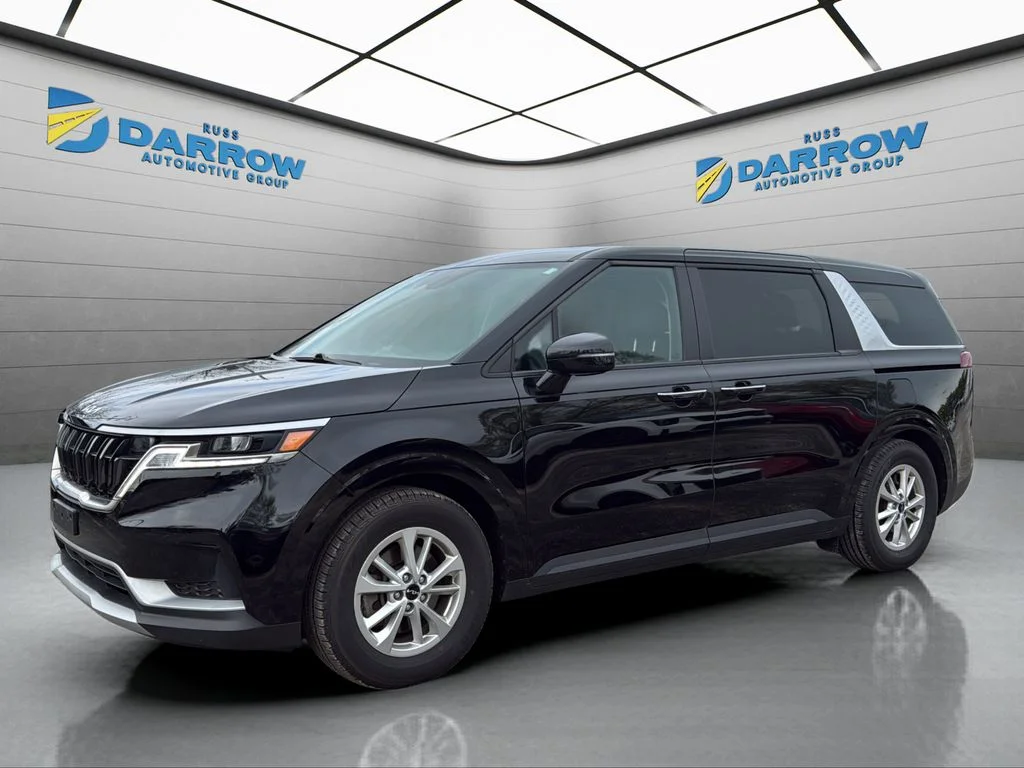2023 Kia Sedona LX Seat Pkg's photo