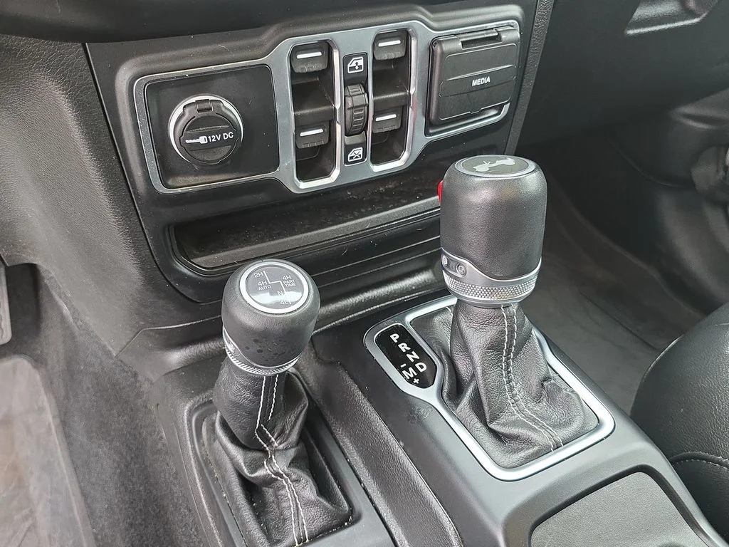 Used 2023 Silver Jeep Sahara 4xe image 16