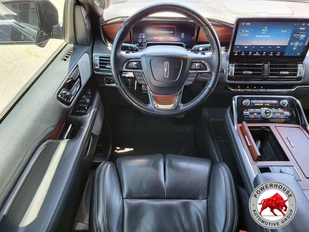 Used 2022 Black Lincoln Reserve image 21