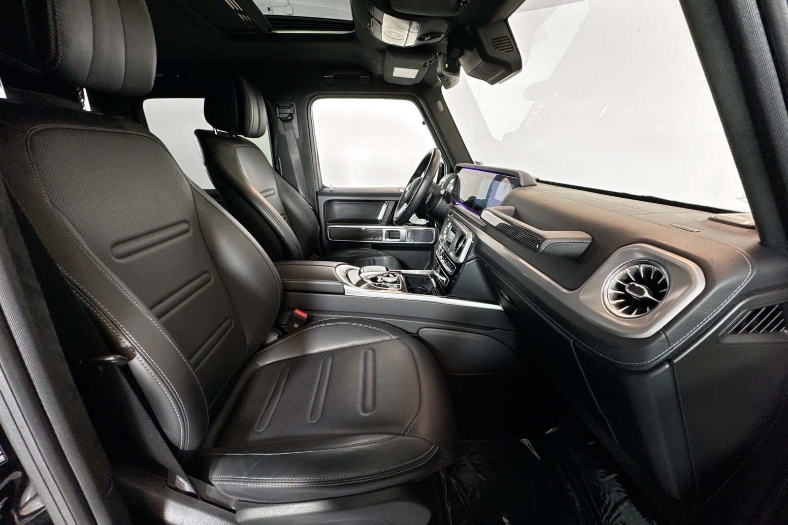 Certified Used 2023 Black Mercedes-Benz G 550 image 27