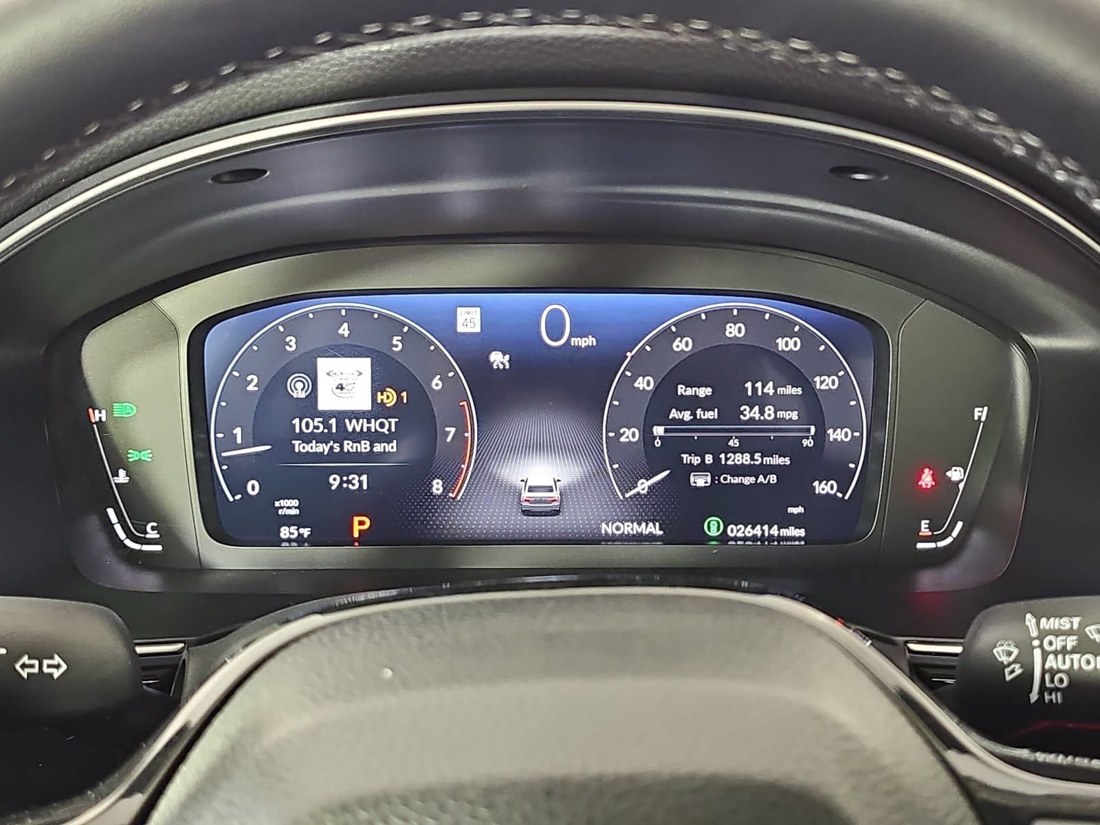 Used 2023 White Honda Touring image 18