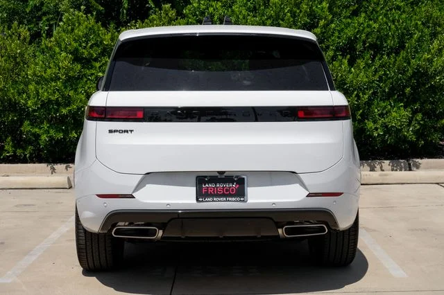 New 2026 Fuji White Land Rover Dynamic SE image 10