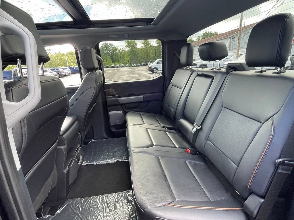 Used 2025 Blue Ford XL image 26