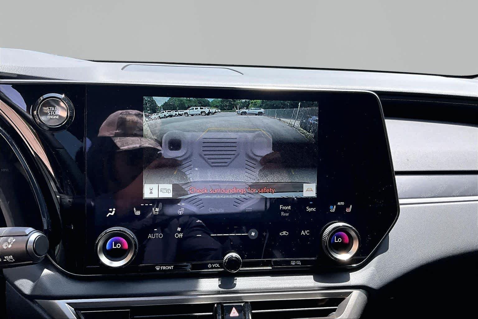 Used 2025 Copper Crest Lexus Premium image 27