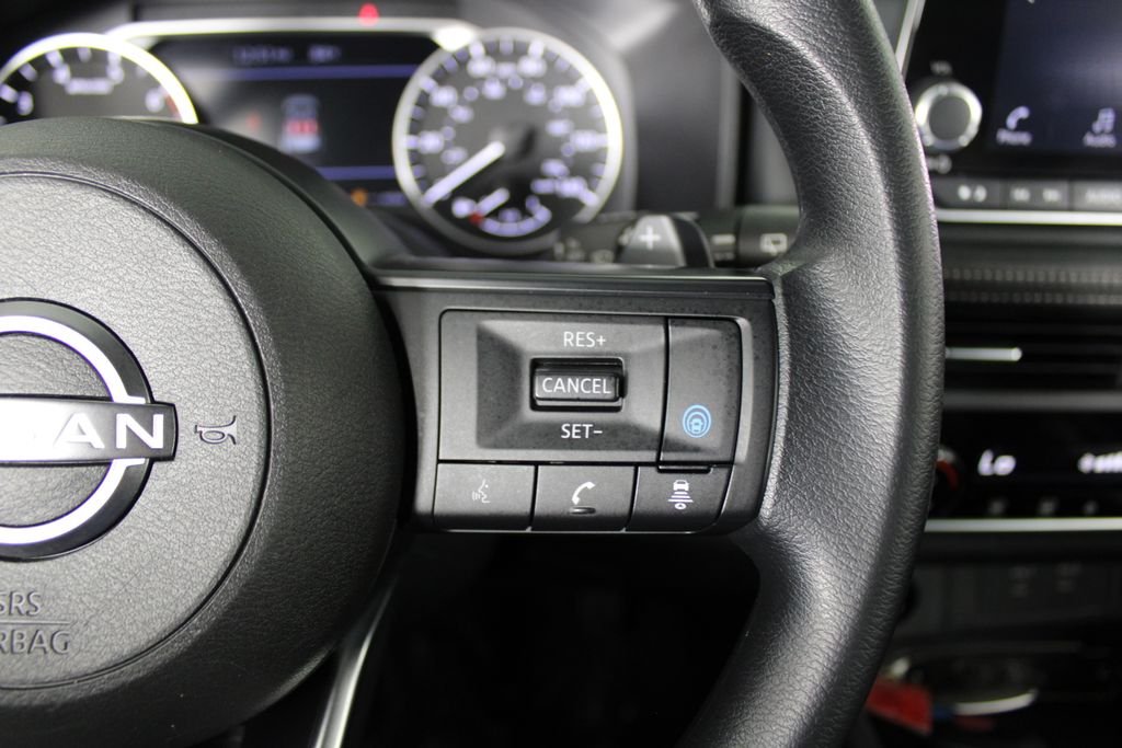 2024 Nissan Rogue SV - Photo 25