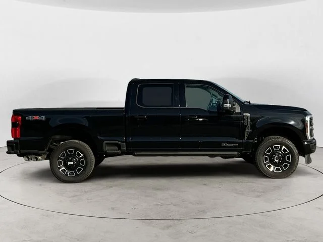 Certified Used 2025 Agate Black Metallic Ford Platinum image 6