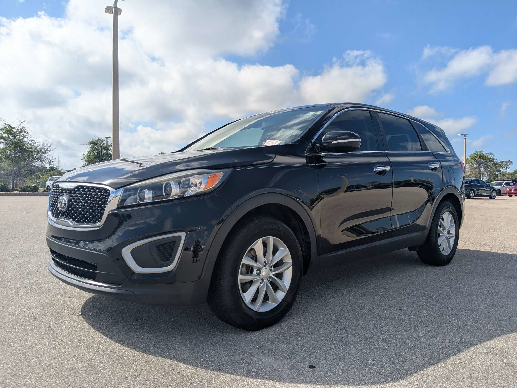 Used 2018 Ebony Black Kia L image 9