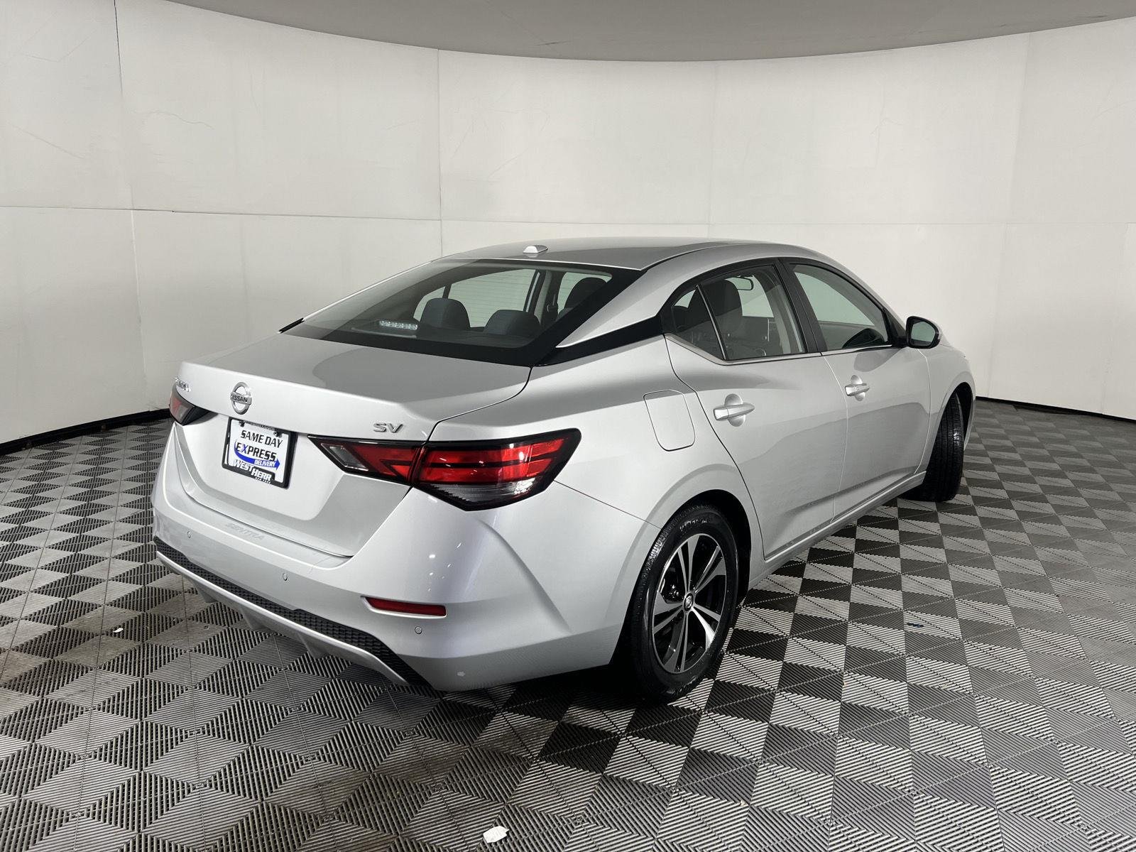 Used 2023 Gun Metallic Nissan SV image 10