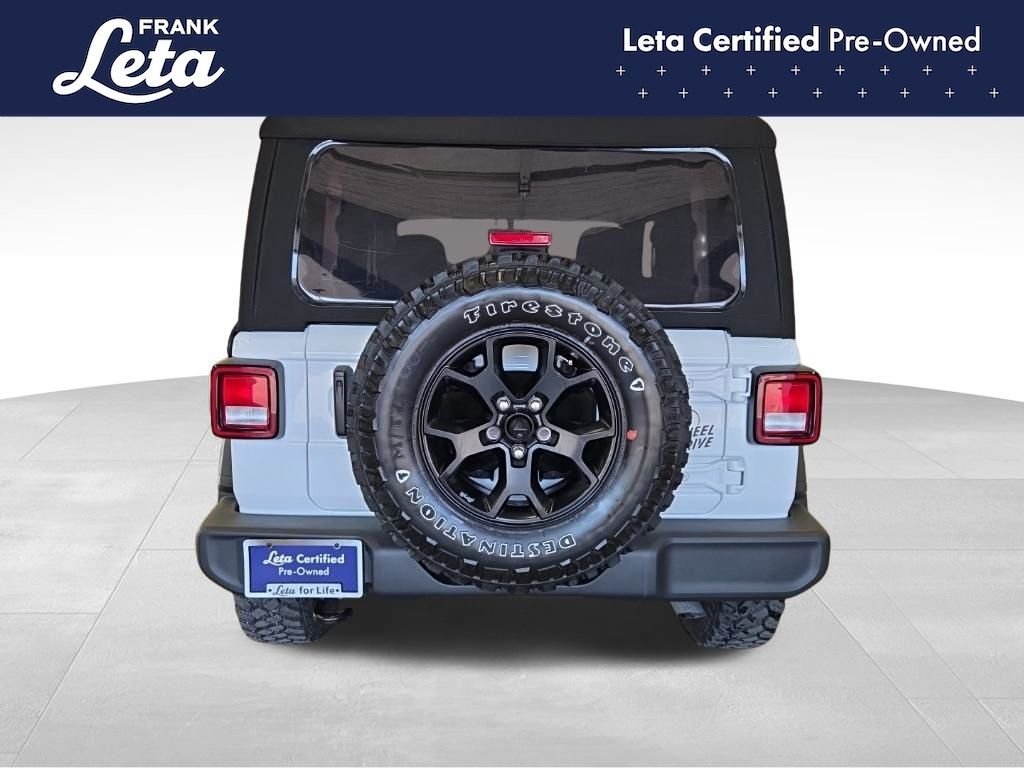 Used 2023 Bright White Clearcoat Jeep  image 5