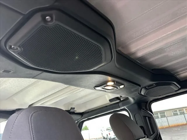 Used 2023 Gray Jeep Sport S image 16
