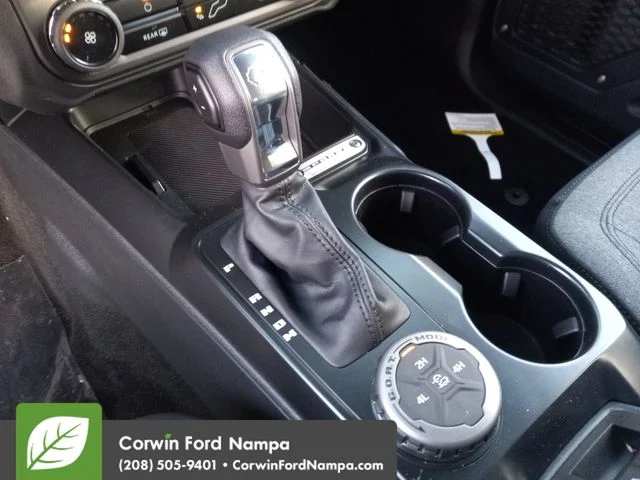2025 Ford Bronco 4-Door Base - Photo 18