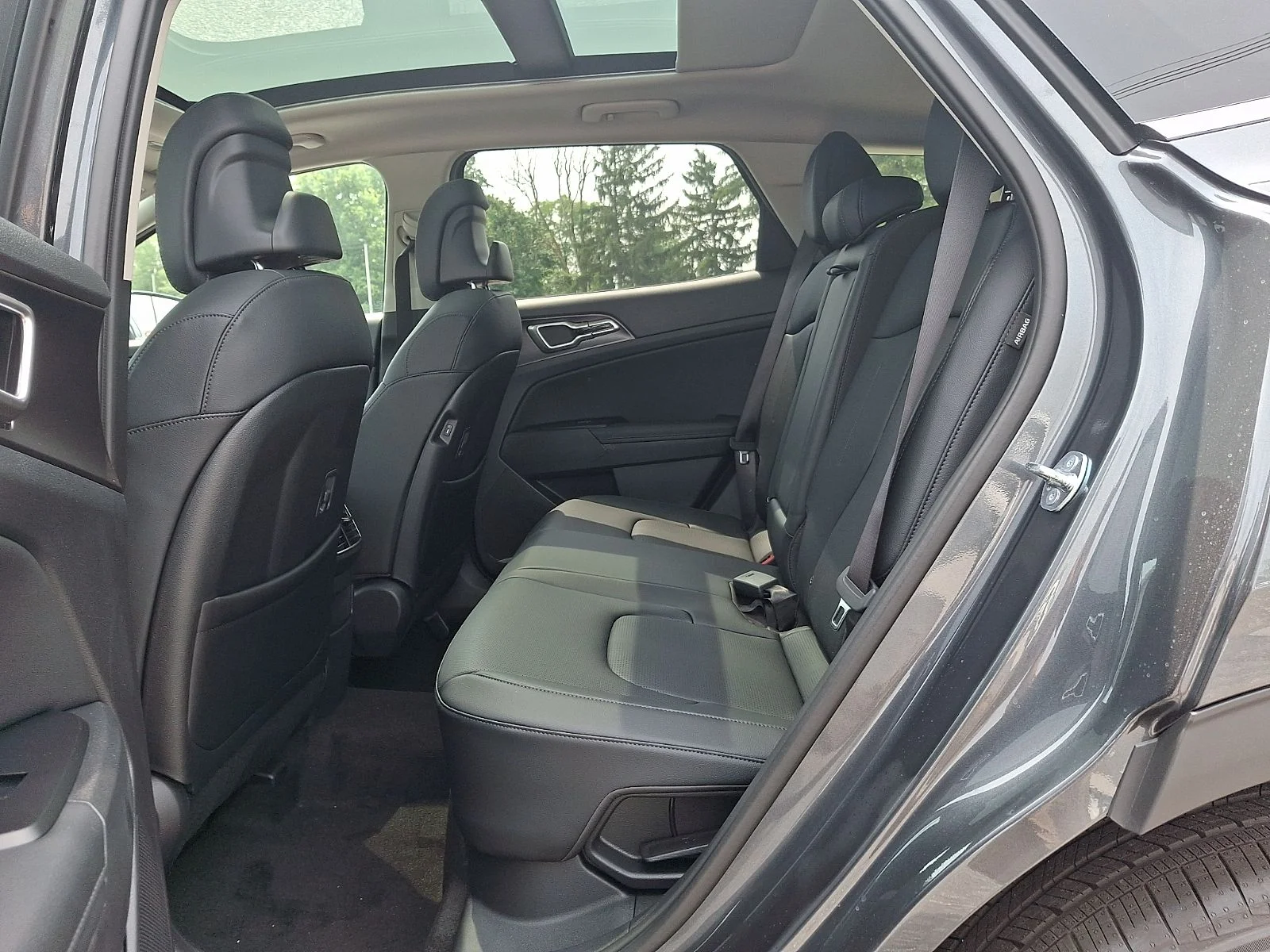 New 2027 Gray Kia EX image 10