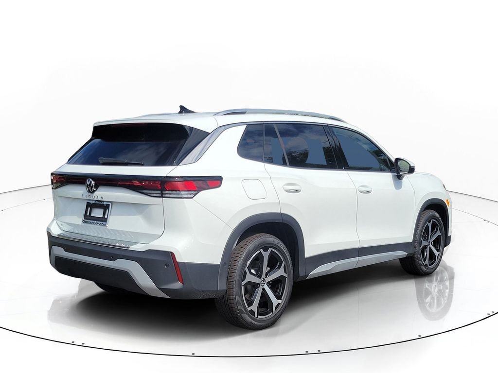 New 2026 White/off-white Volkswagen 2.0T SE image 4