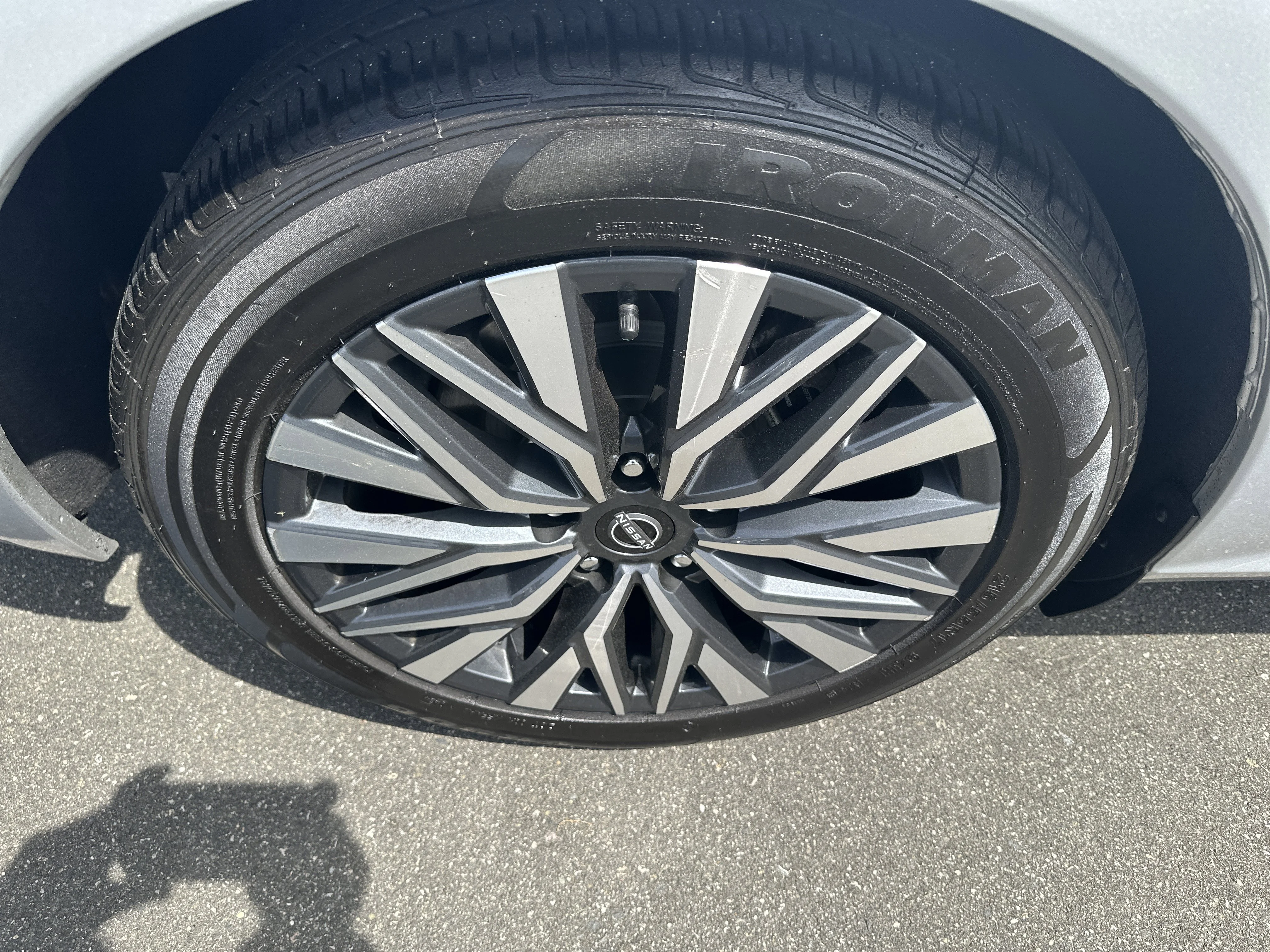 2024 Nissan Altima SV - Photo 28