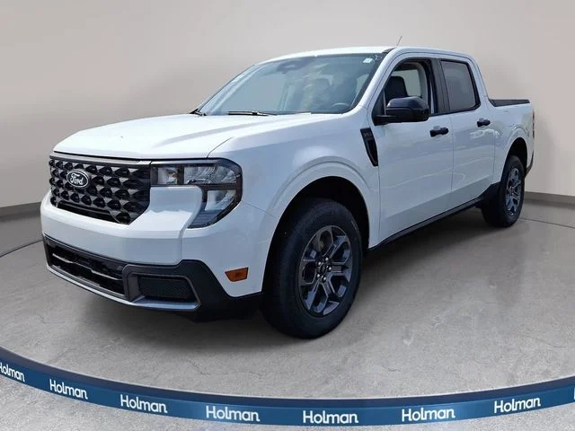 New 2026 Oxford White Ford XLT image 1