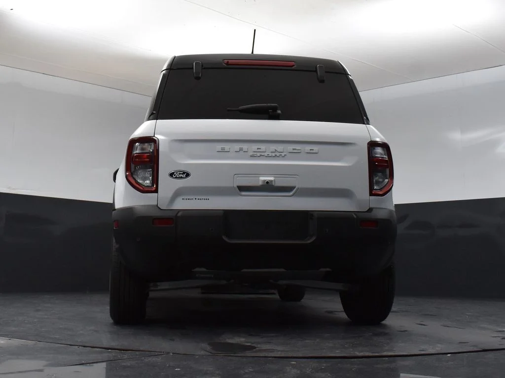 New 2026 Oxford White Ford Outer Banks® image 31
