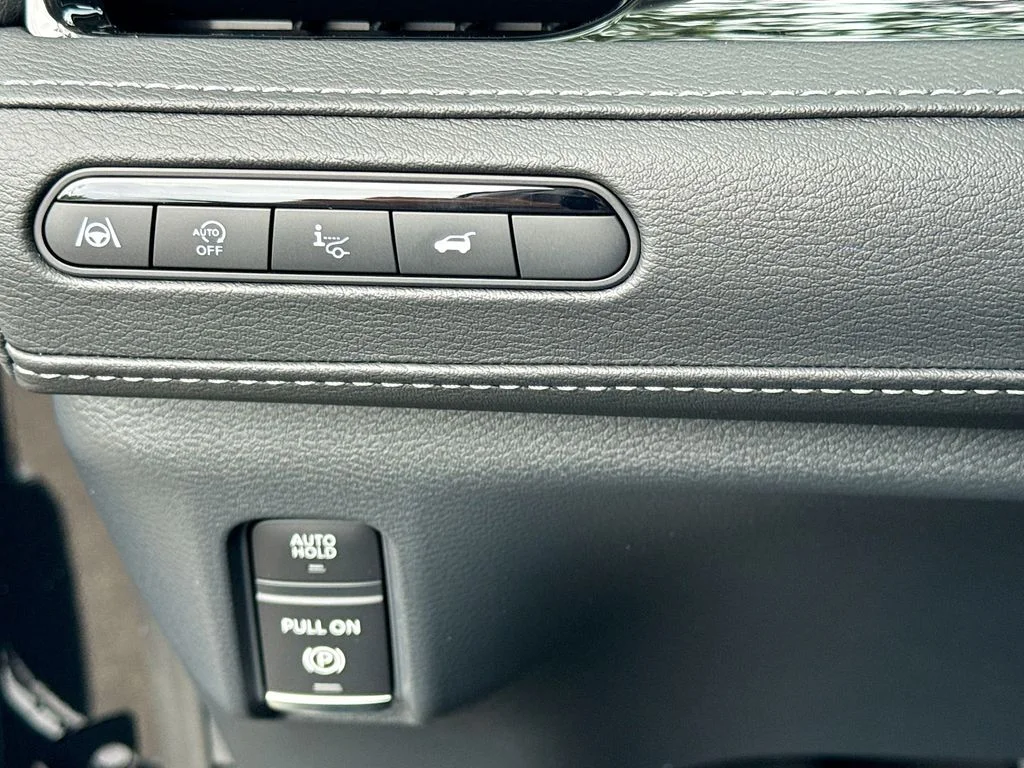 New 2026 BLACK OBSIDIAN INFINITI Luxe 2WD image 10
