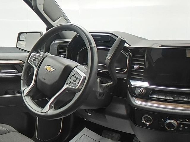 Used 2023 White Chevrolet LT image 35