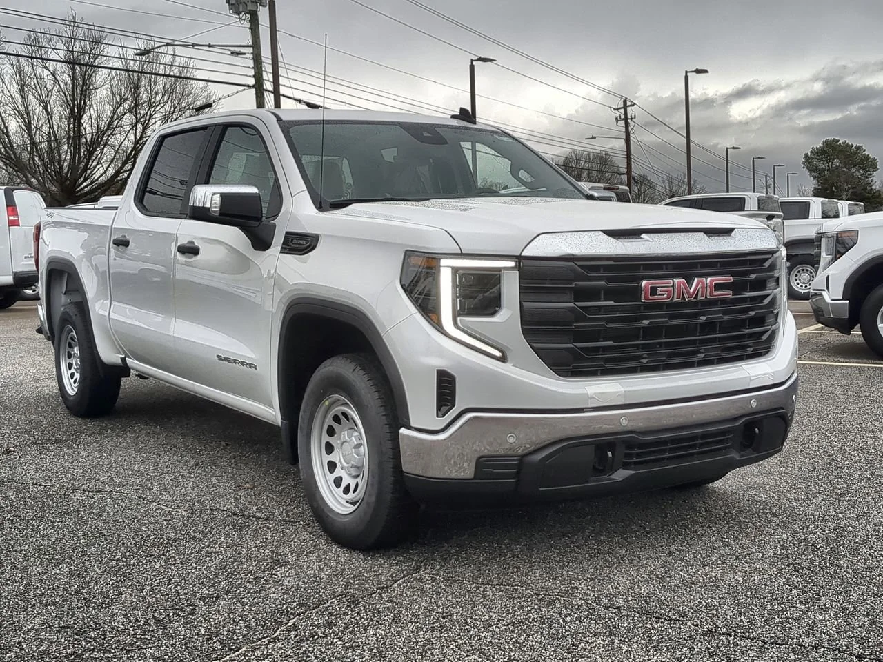 New 2026 Summit White GMC Pro image 2