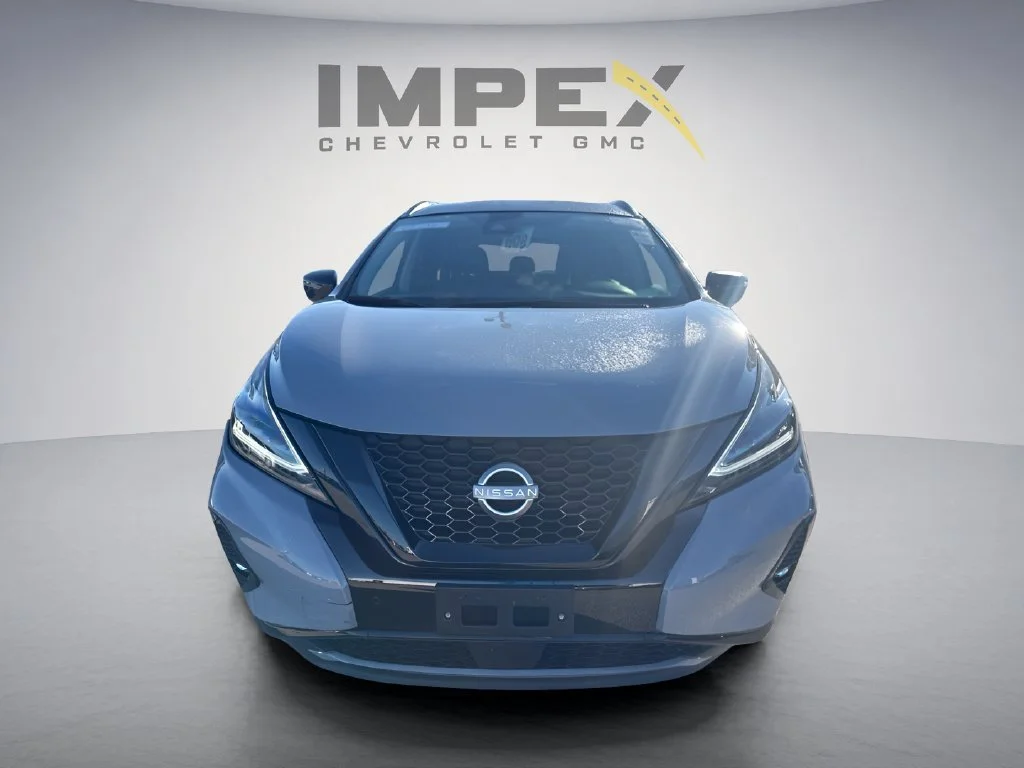 Used 2024 Gray Nissan SV image 8