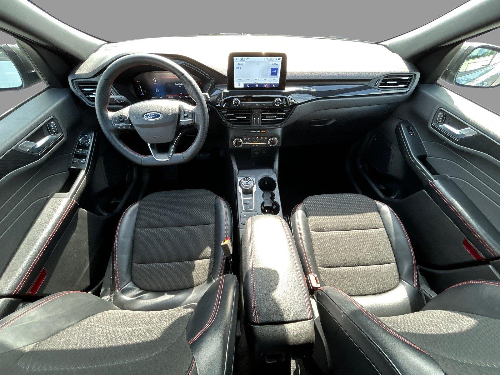 Used 2025 Vapor Blue Ford ST-Line image 31