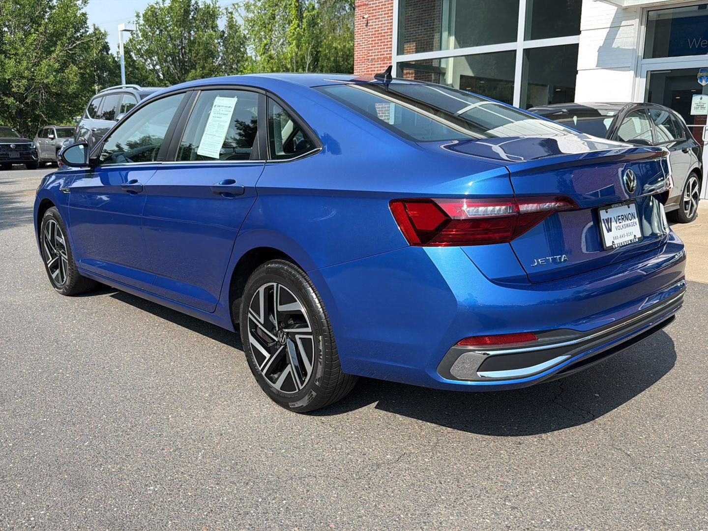Certified Used 2024 Rising Blue Metallic Volkswagen SEL image 4