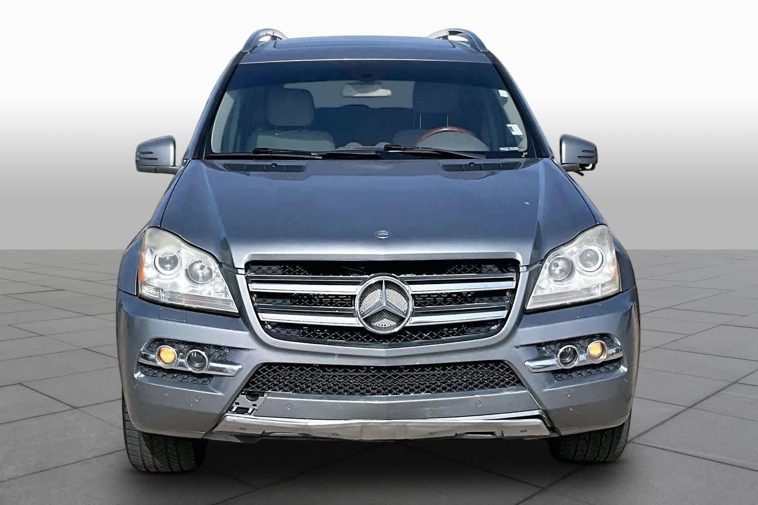 Used 2011 Iridium Silver Metallic Mercedes-Benz GL 450 image 3