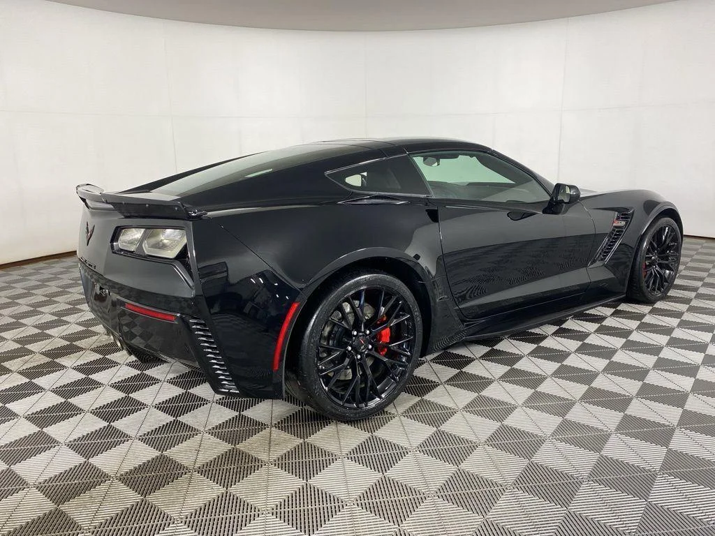 Used 2017 Black Chevrolet Z06 image 7