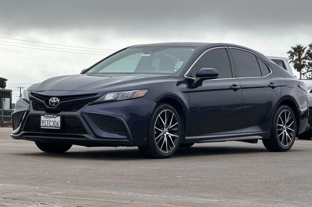 Used 2021 Blue Toyota SE image 8